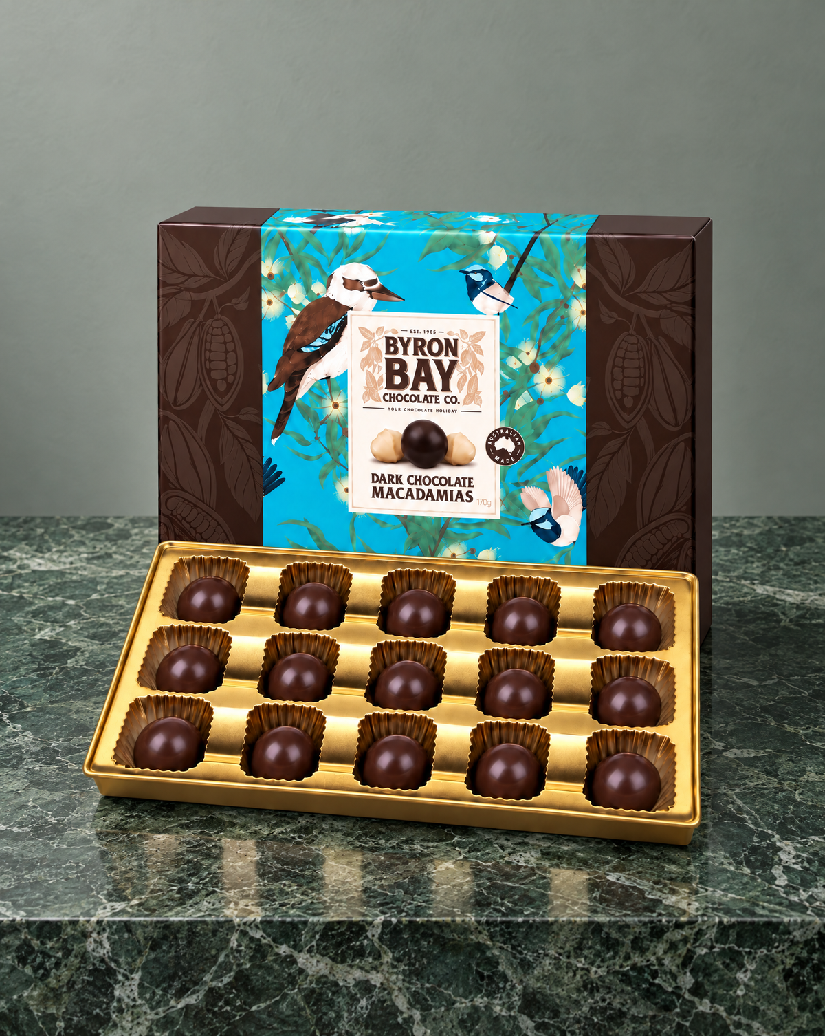 Couverture Dark Chocolate Macadamia Memories